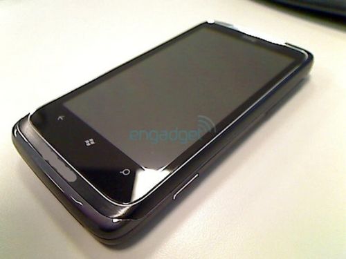 htc-t8788-itw-01