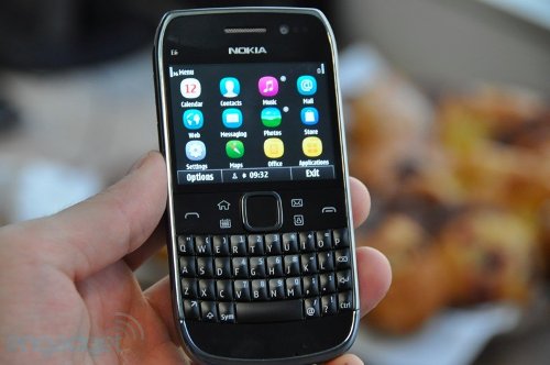 Nokia E6