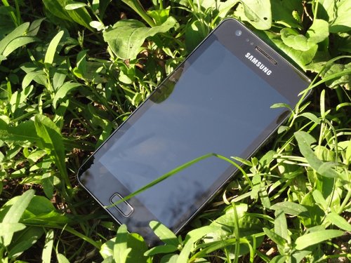  Samsung Galaxy R (i9301)