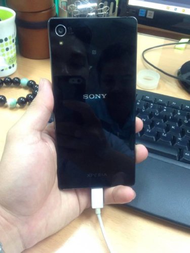 :      Sony XPERIA Z4