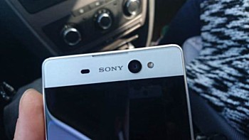 :     Sony Xperia C6