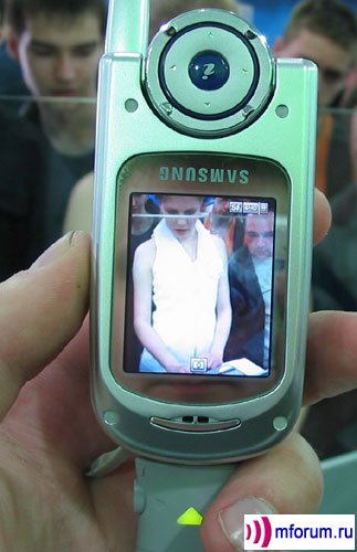 Samsung SGH-P730.
