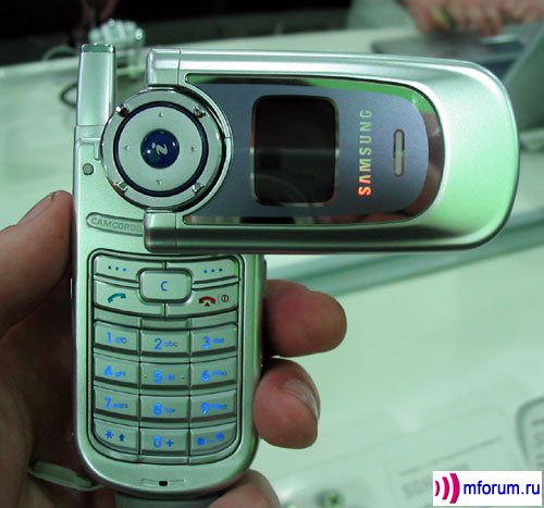 Samsung SGH-P730.