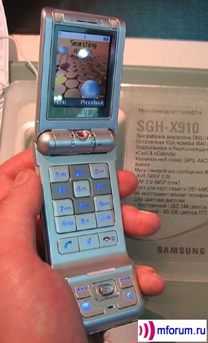   Samsung SGH-X910.