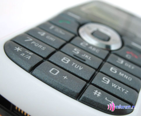    Sony Ericsson J100i:   