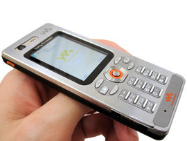 SonyEricsson W880i